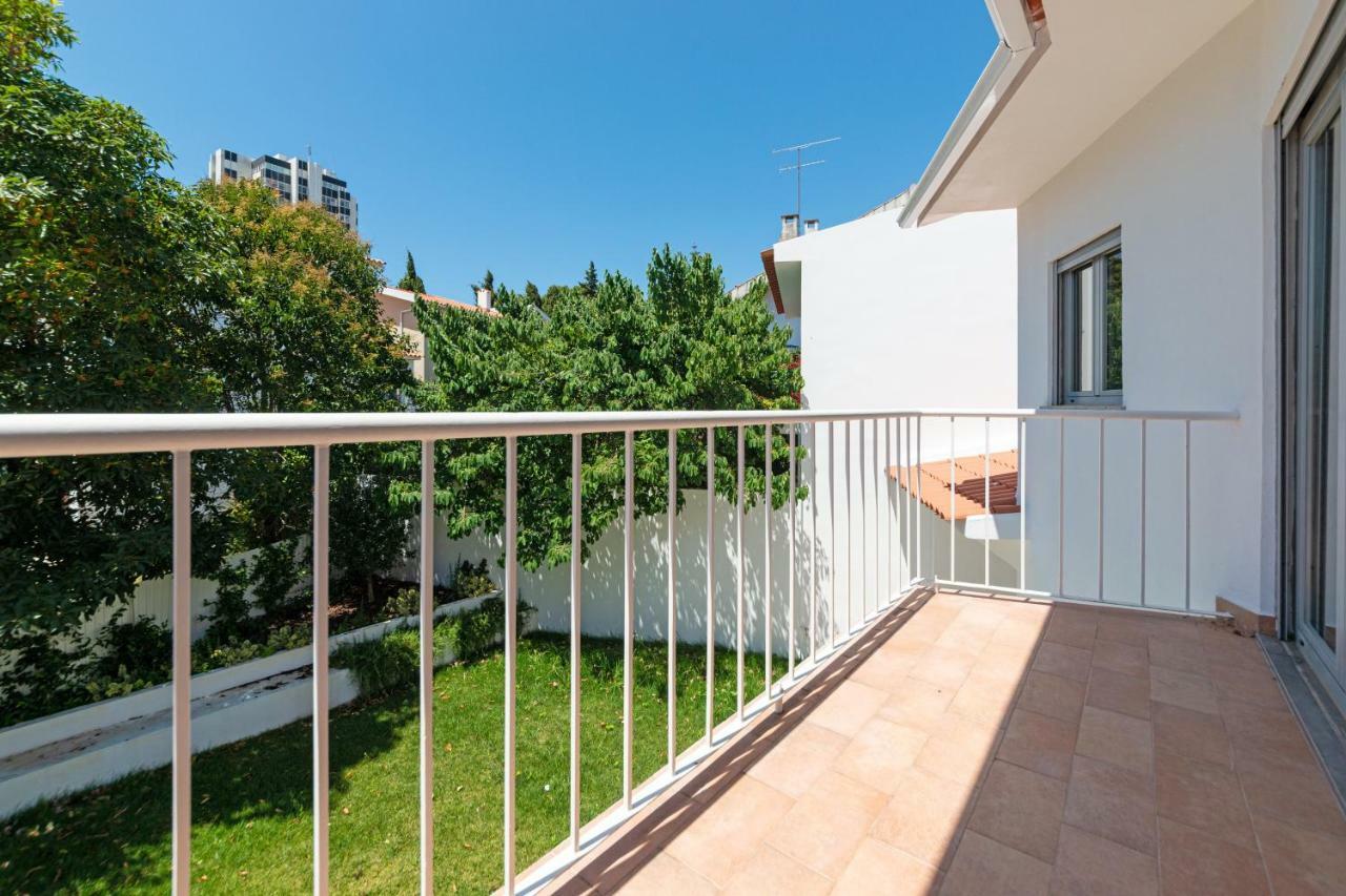 Mama Coco Cascais Apartments Экстерьер фото